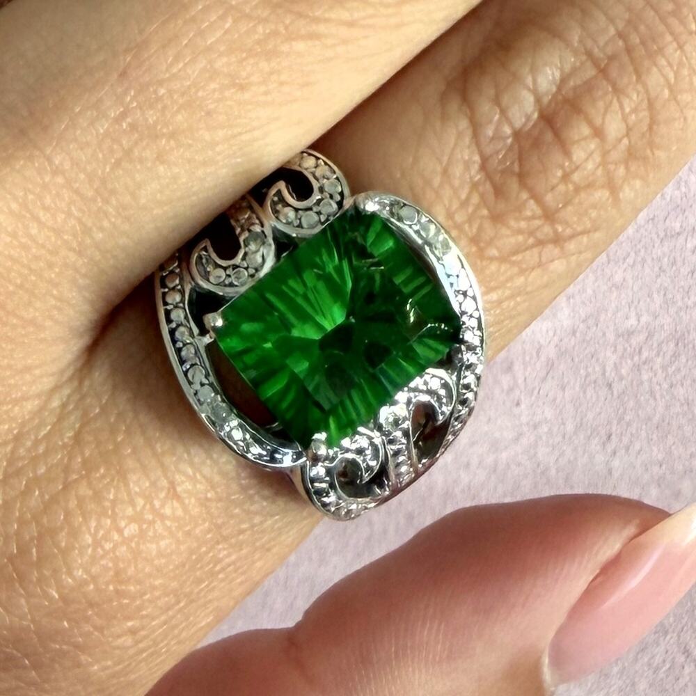 sterling silver emerald-cut green cz cocktail ring size 10